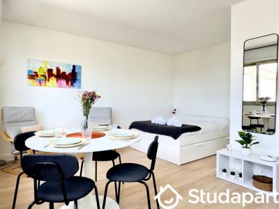 Annonce Location Appartement Courbevoie 92