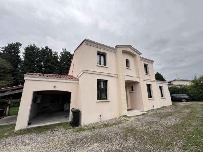 For rent Haillan 5 rooms 180 m2 Gironde (33185) photo 0