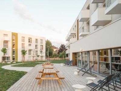 For rent Ponts-de-ce 1 room 24 m2 Maine et loire (49130) photo 4