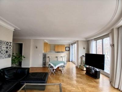 Louer Appartement 90 m2 Lyon-3eme-arrondissement