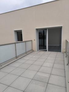 For rent Villefranche-sur-saone 3 rooms 59 m2 Rhone (69400) photo 3