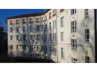 For sale Roche-posay 70 rooms 2459 m2 Vienne (86270) photo 2