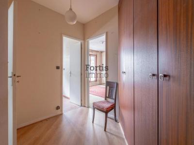 For sale Paris-4eme-arrondissement 2 rooms 60 m2 Paris (75004) photo 2