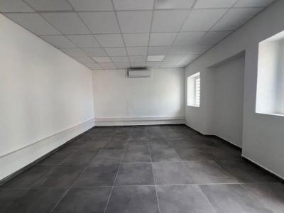 Louer Bureau Sainte-marie 36000 euros
