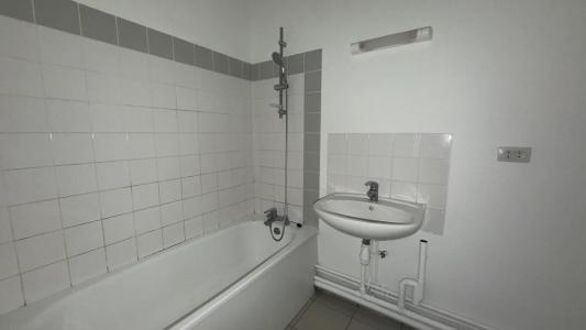 For rent Nancy 3 rooms 64 m2 Meurthe et moselle (54000) photo 2