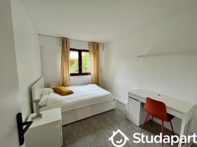 For rent Cergy 1 room 11 m2 Val d'Oise (95000) photo 2