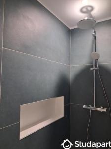 For rent Bron 1 room 11 m2 Rhone (69500) photo 3