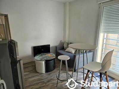 For rent Nimes 1 room 20 m2 Gard (30900) photo 2