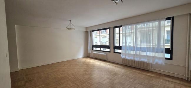 For sale 16E SUD 2 rooms 67 m2 Paris (75016) photo 3