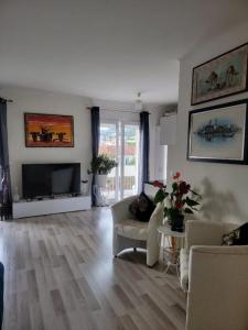For sale Cannes 2 rooms 62 m2 Alpes Maritimes (06400) photo 1
