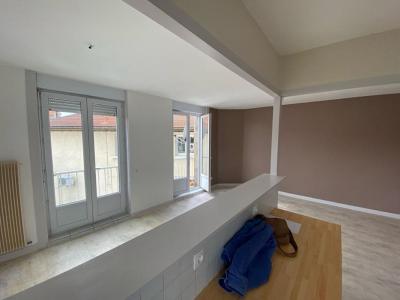 Acheter Immeuble Saint-just-malmont 189000 euros