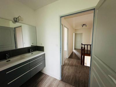 For sale Lachaise 5 rooms 120 m2 Charente (16300) photo 3