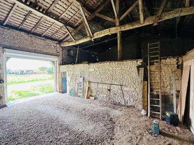 For sale Lachaise 5 rooms 120 m2 Charente (16300) photo 4