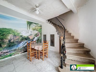 For sale Aubussargues SAINT-GENIA�S-DE-MALGOIRA�S 6 rooms 199 m2 Gard (30190) photo 3