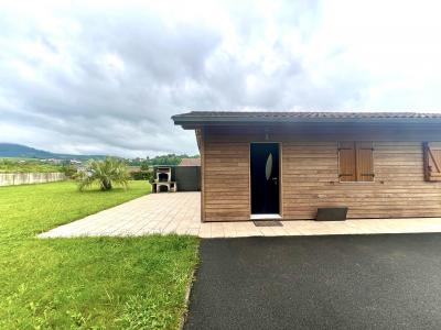 For sale Saint-jean-pied-de-port 3 rooms 52 m2 Pyrenees atlantiques (64220) photo 1