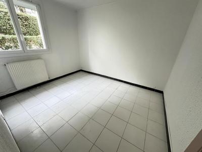 For sale Martigues 4 rooms 88 m2 Bouches du Rhone (13500) photo 2