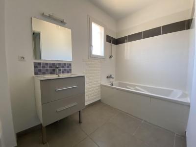 For rent Nimes 4 rooms 75 m2 Gard (30000) photo 4