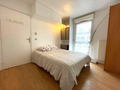 Louer Appartement Courbevoie 1390 euros