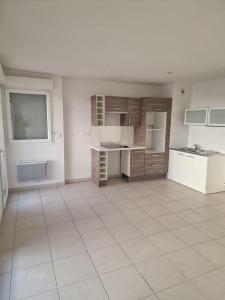 Louer Appartement 64 m2 Ciotat