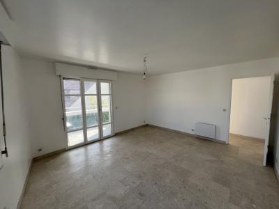 For sale Roissy-en-brie 2 rooms 44 m2 Seine et marne (77680) photo 2