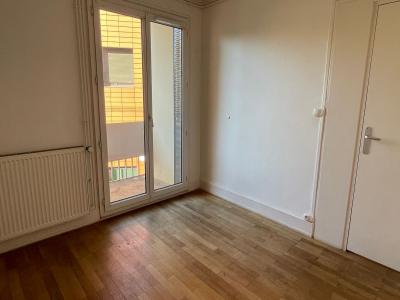 For sale Lyon-9eme-arrondissement 4 rooms 75 m2 Rhone (69009) photo 3