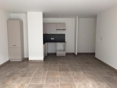 For rent Caen 3 rooms 76 m2 Calvados (14000) photo 0