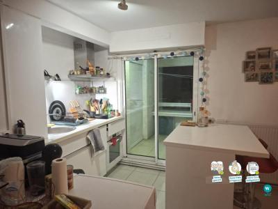 For rent Begles 2 rooms 51 m2 Gironde (33130) photo 2