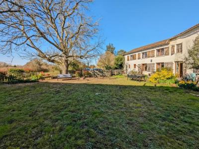 For sale Adjots 8 rooms 255 m2 Charente (16700) photo 1