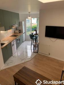 For rent Cergy 1 room 11 m2 Val d'Oise (95000) photo 1