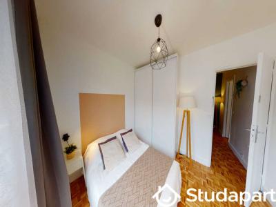 Louer Appartement 80 m2 Paris-16eme-arrondissement