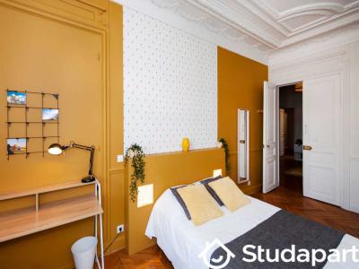 For rent Paris-17eme-arrondissement 1 room 220 m2 Paris (75017) photo 3