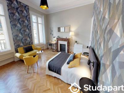 Louer Appartement Bordeaux 700 euros