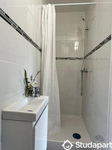 For rent Creteil 1 room 12 m2 Val de Marne (94000) photo 2