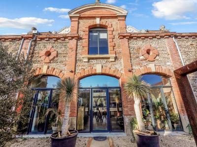 For sale Lherm 4 rooms 187 m2 Haute garonne (31600) photo 1