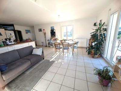For sale R�SIDENTIEL 6 rooms 115 m2 Loire (42510) photo 2