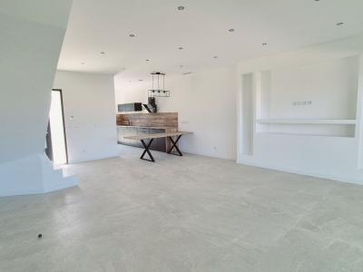 For sale 5 rooms 126 m2 Herault (34290) photo 2