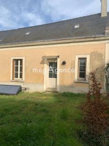 For sale Bauge 6 rooms 109 m2 Maine et loire (49150) photo 1