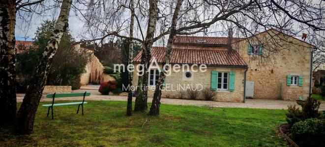 For sale Saintes 8 rooms 295 m2 Charente maritime (17100) photo 1