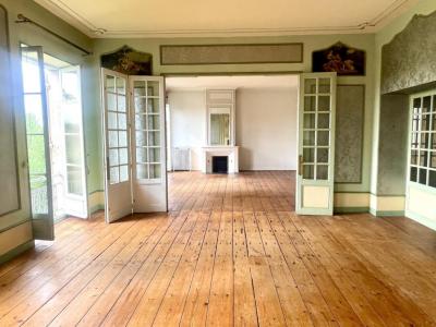 For sale Saintes 14 rooms 471 m2 Charente maritime (17100) photo 1