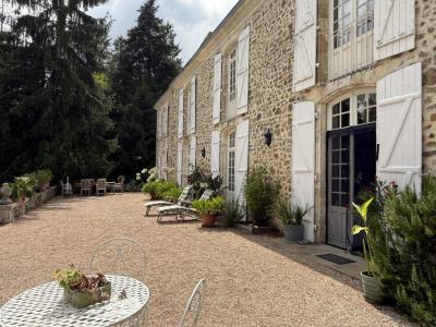 Acheter Maison Nontron 595000 euros