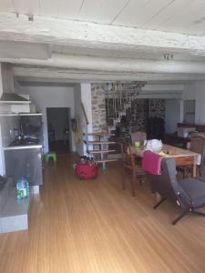For sale Bessat 5 rooms 112 m2 Loire (42660) photo 2