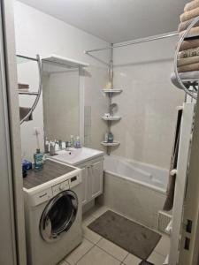 For sale Draguignan 3 rooms 72 m2 Var (83300) photo 2