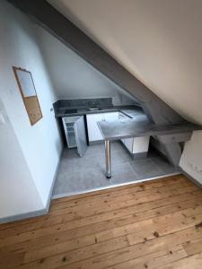 For sale Vichy 2 rooms 27 m2 Allier (03200) photo 2