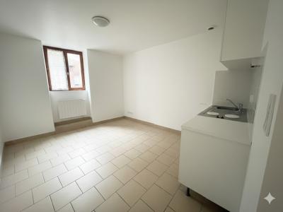 For rent Nogent-sur-vernisson 1 room 19 m2 Loiret (45290) photo 1