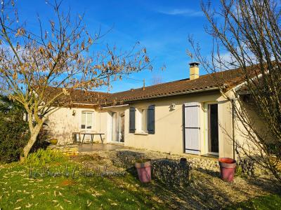 For sale Thiviers 6 rooms 132 m2 Dordogne (24800) photo 0