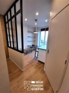 For rent Lyon-8eme-arrondissement 1 room 23 m2 Rhone (69008) photo 4