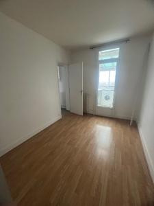 For rent Rueil-malmaison 2 rooms 43 m2 Hauts de Seine (92500) photo 2