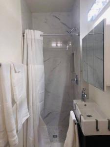 Louer Appartement Paris-17eme-arrondissement Paris