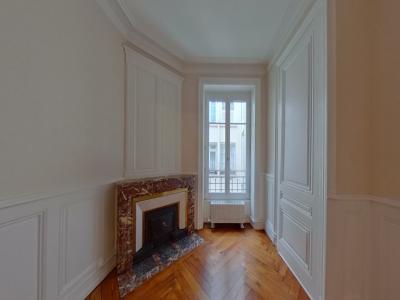 Louer Appartement Lyon-2eme-arrondissement 1360 euros