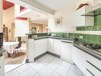 For sale Arradon 6 rooms 205 m2 Morbihan (56610) photo 2